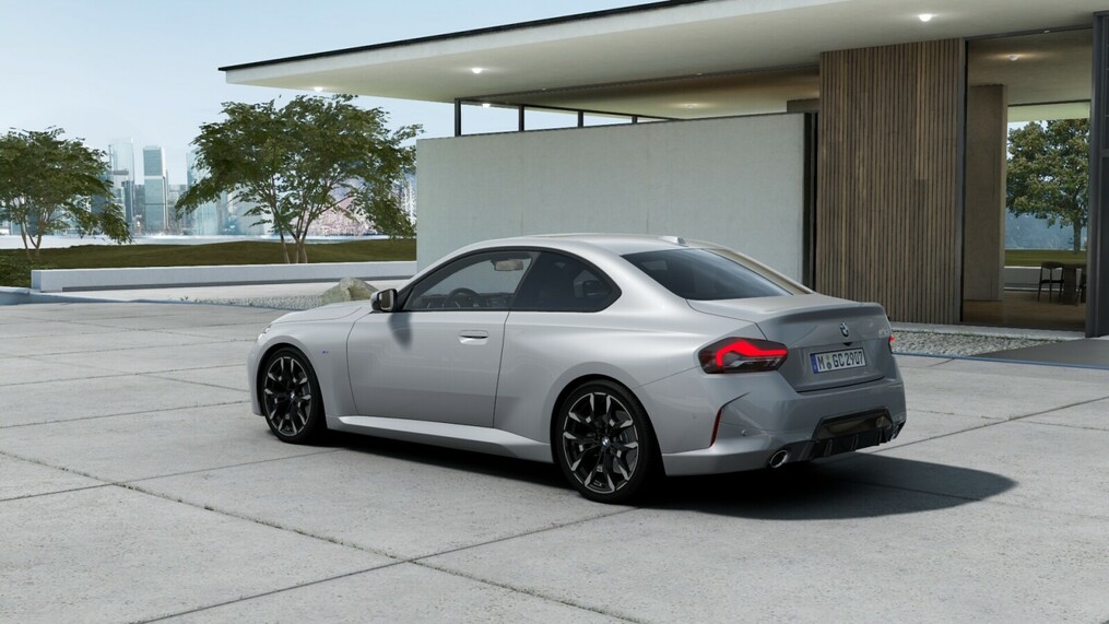 BMW Serii 2, 218