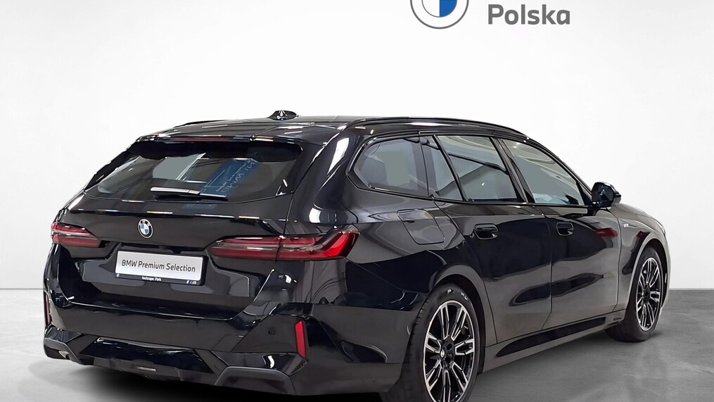 BMW Serii 5, 520