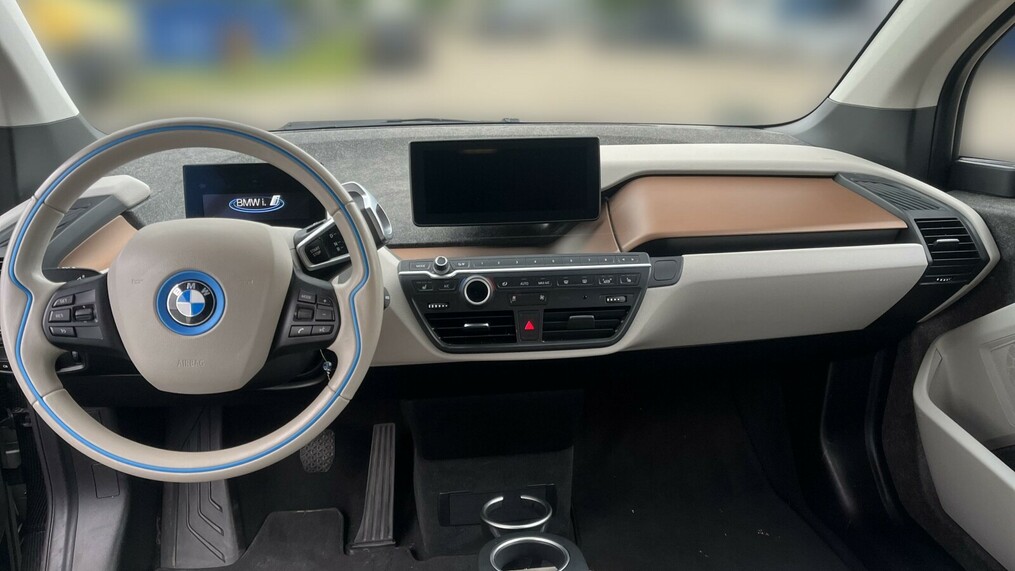 BMW Seria I3