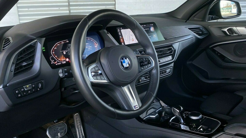 BMW Serii 1, 118