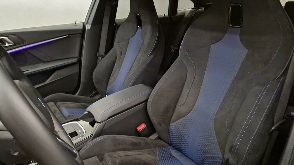 BMW Seria 2 218