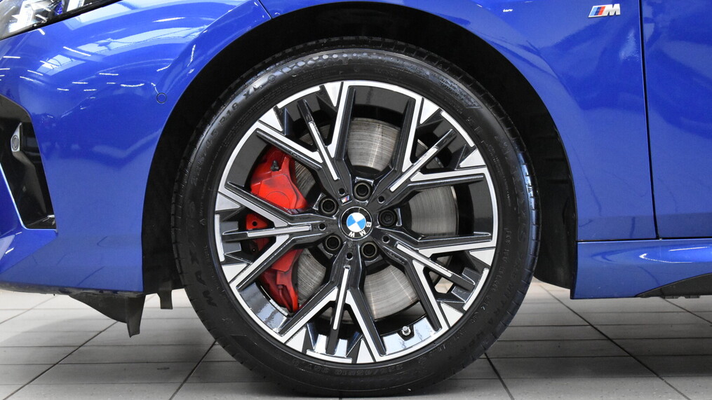BMW Serii 2, 220