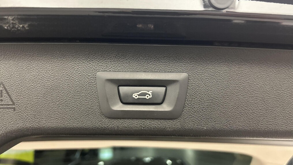 BMW Serii 5, 520