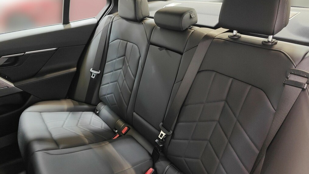 BMW Serii 5, 520