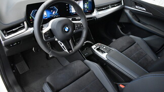 BMW Serii 2, 218