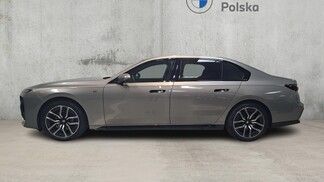 BMW Serii 7, 740