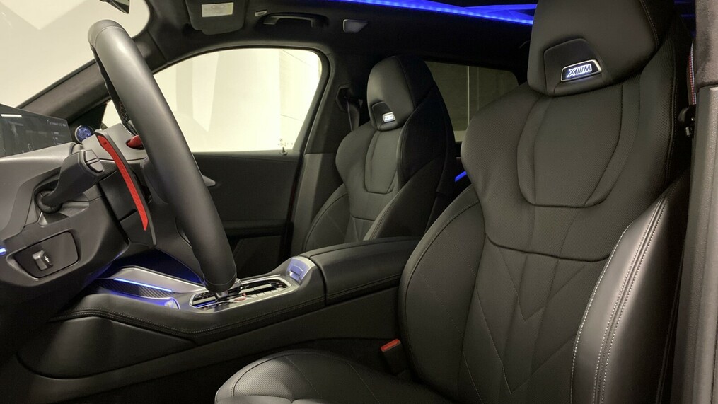 BMW XM