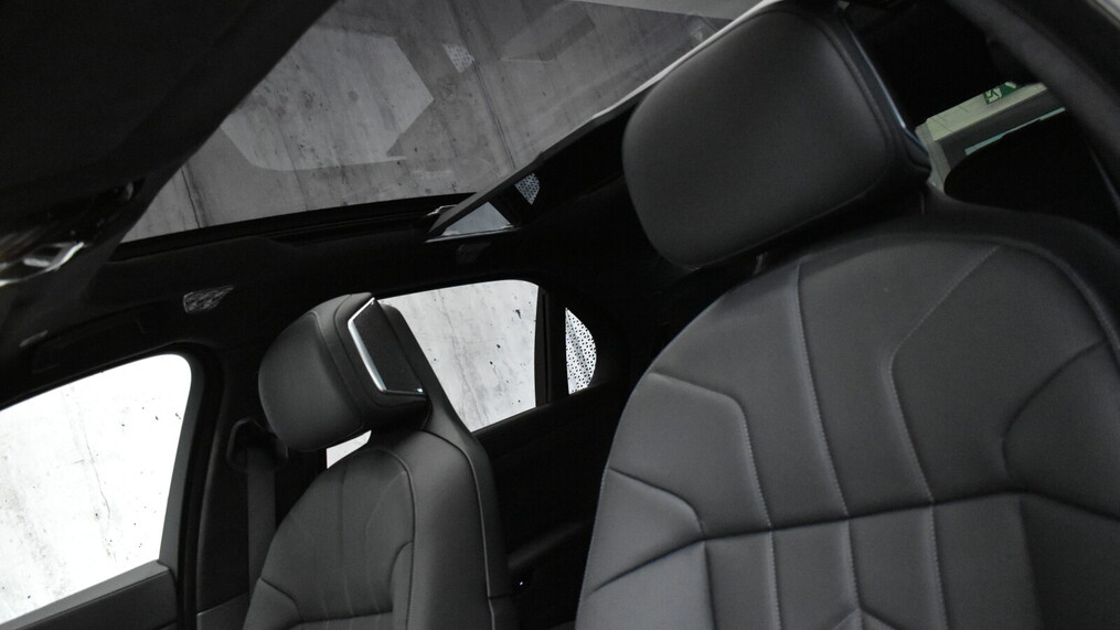 BMW Serii 7, 760