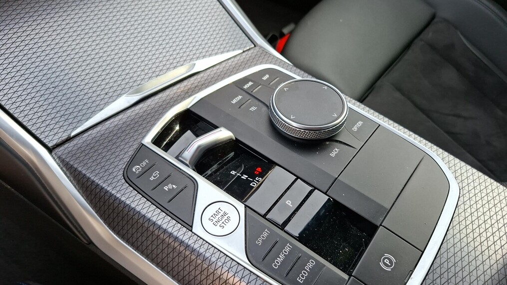 BMW Serii 3, 340