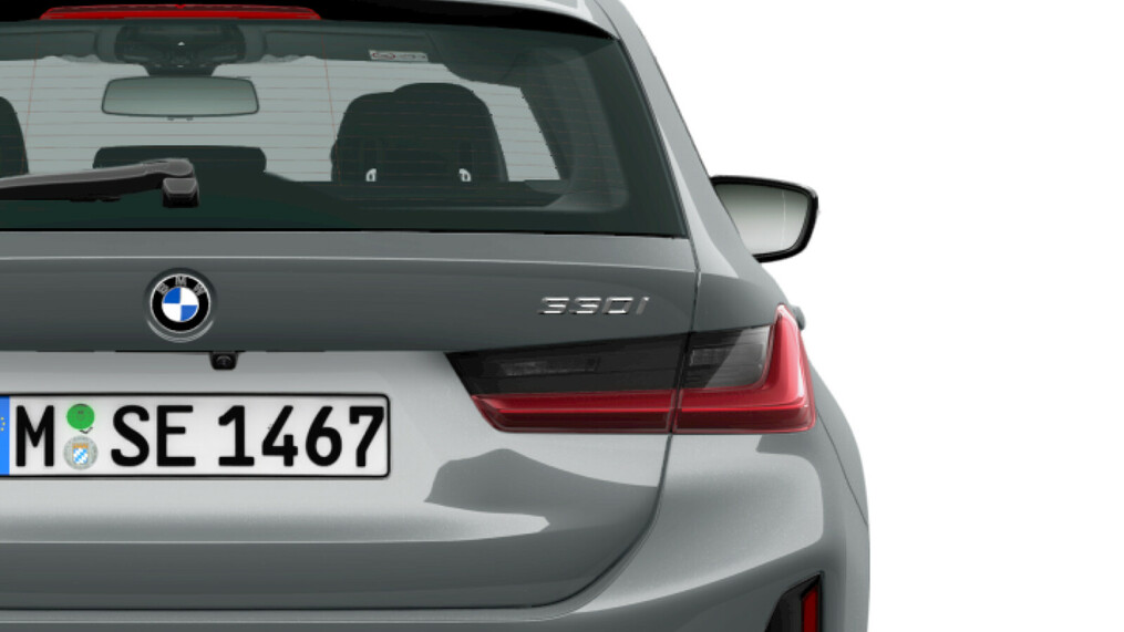 BMW Serii 3, 330