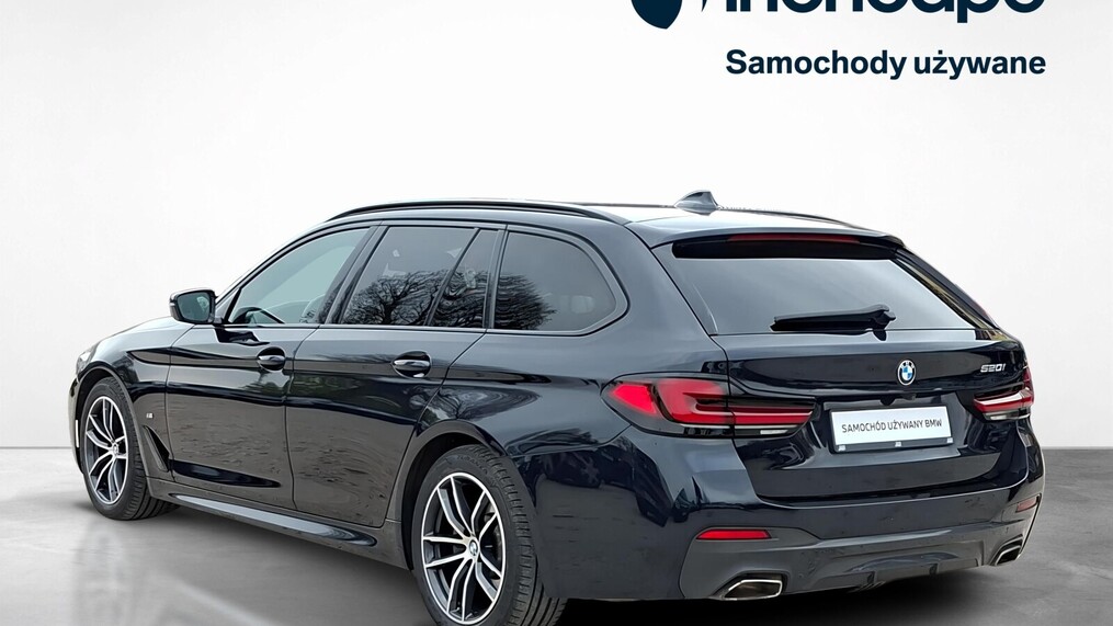 BMW Serii 5, 520