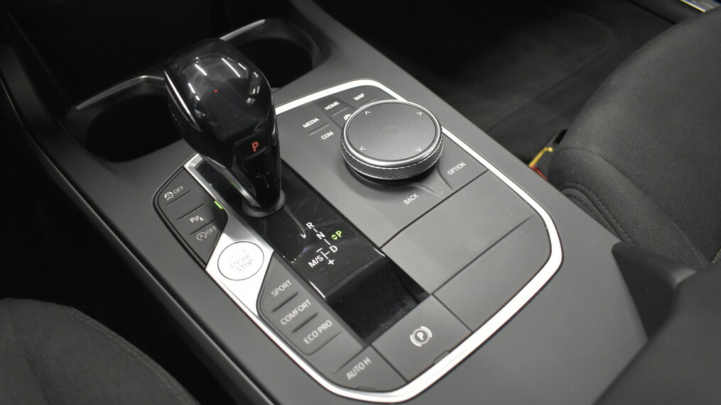 BMW Serii 1, 118
