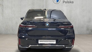 BMW Serii 7, 740