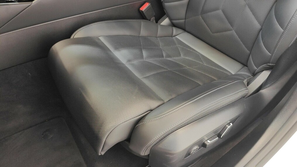 BMW Serii 5, 520