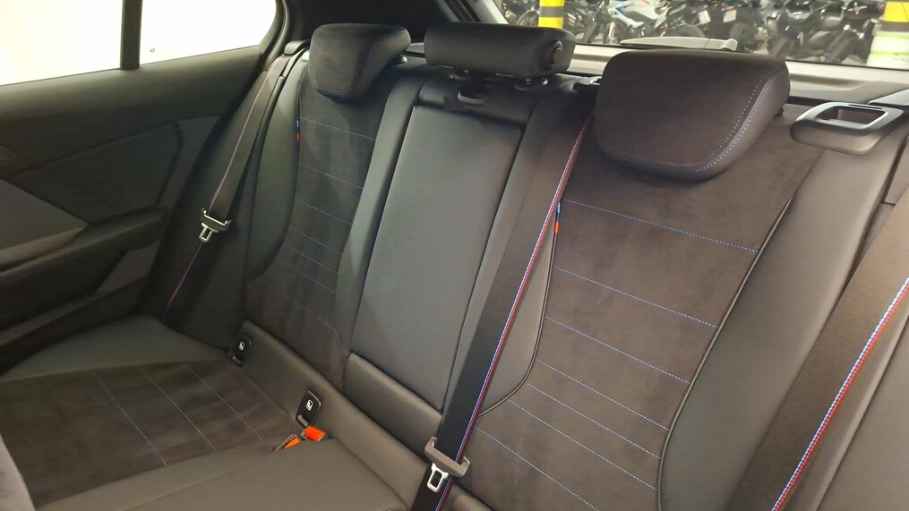 BMW Serii 1, 123