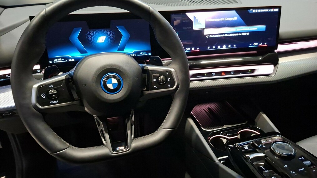 BMW Serii 5, 550