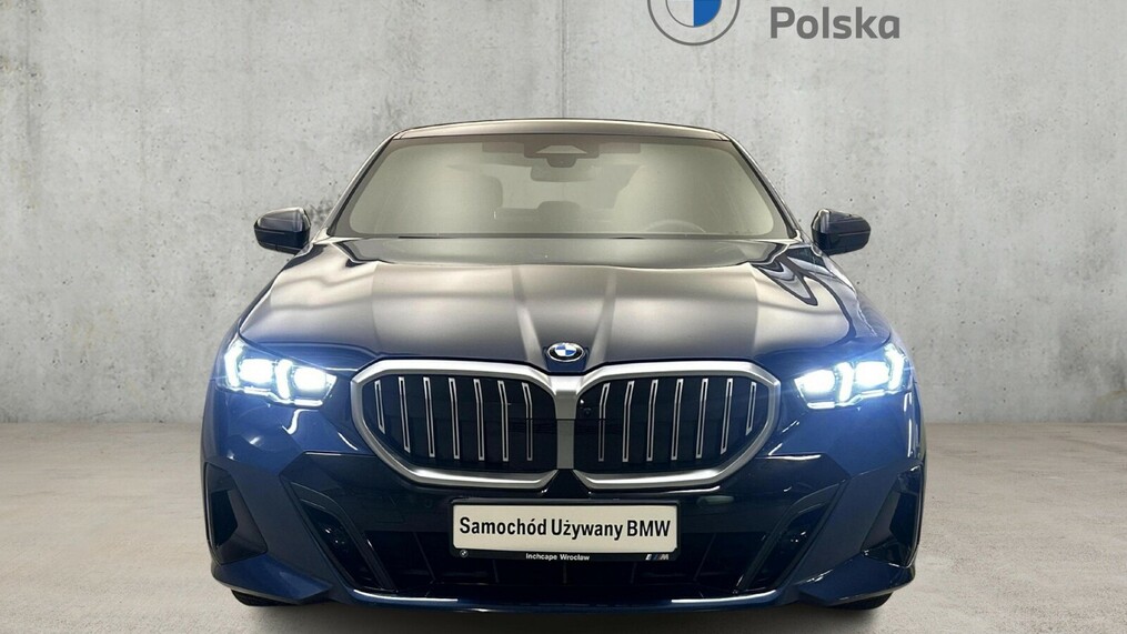 BMW Serii 5, 520