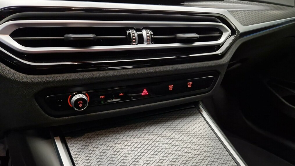 BMW Seria 3 318
