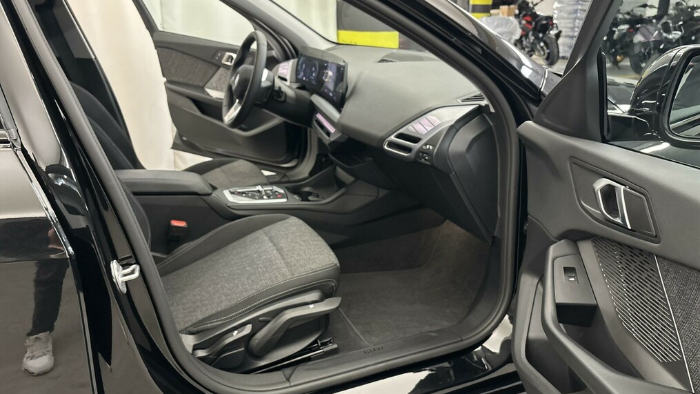BMW Serii 1, 118
