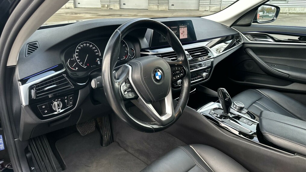 BMW Seria 5 518