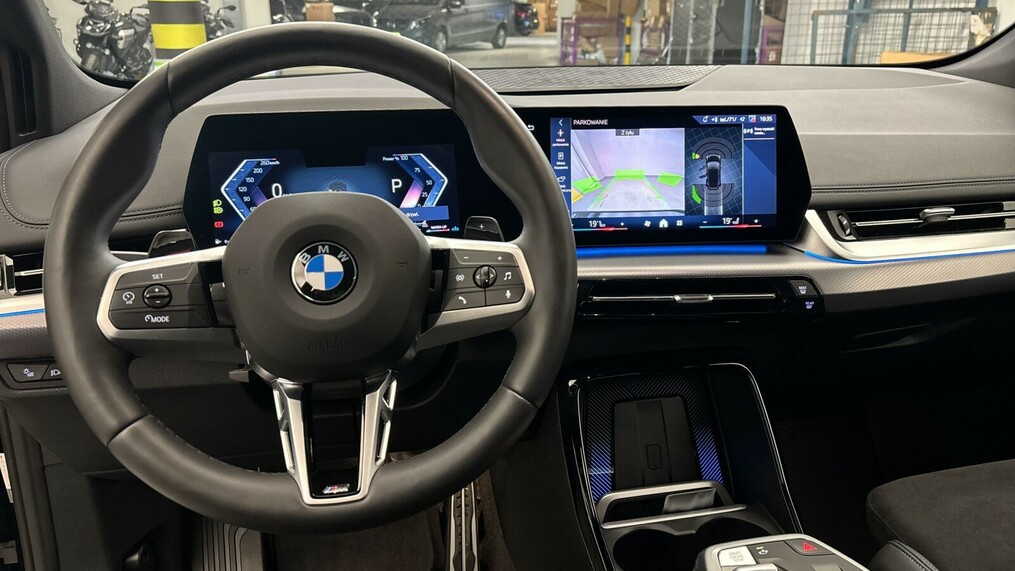BMW Seria 2 218