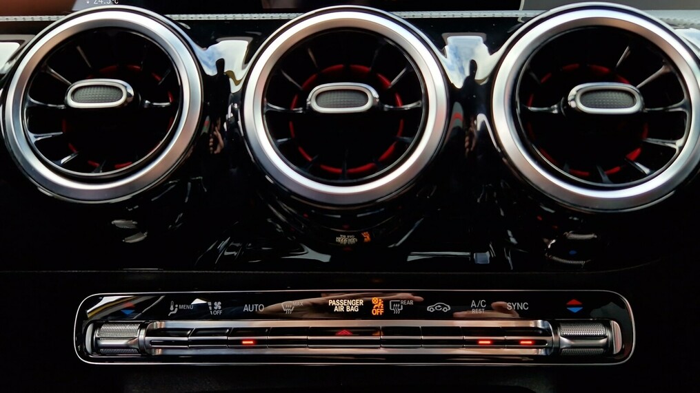 Mercedes-Benz A 35 AMG