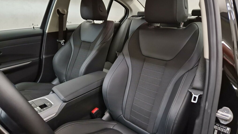 BMW Seria 3 318