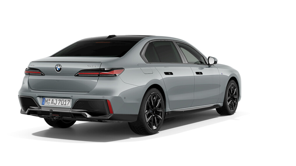 BMW Serii 7, 740
