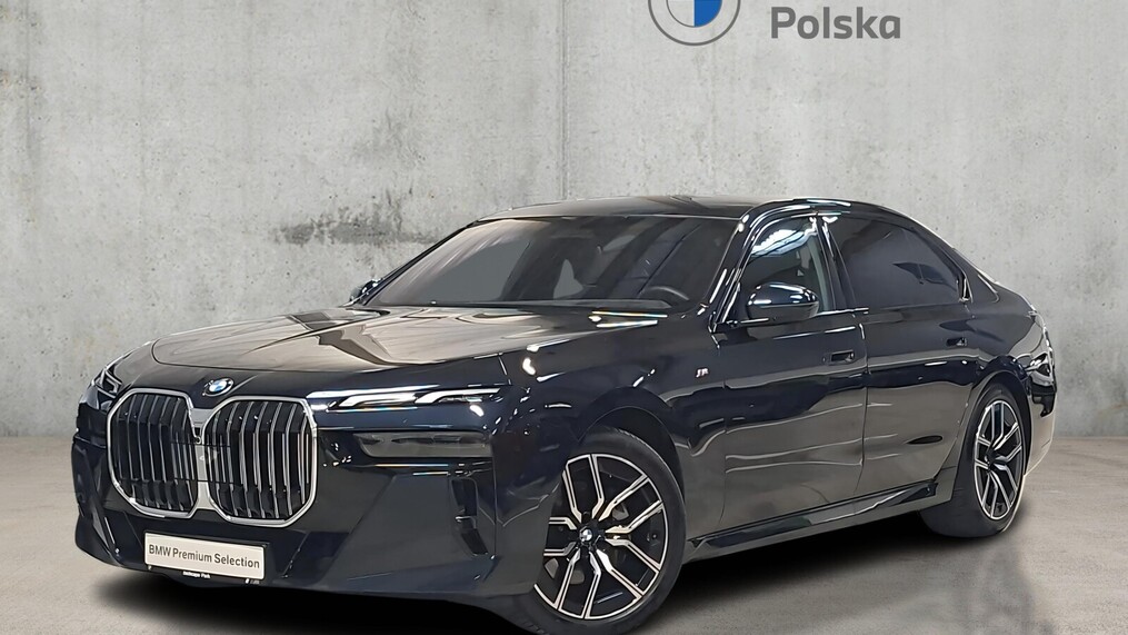 BMW Serii 7, 740