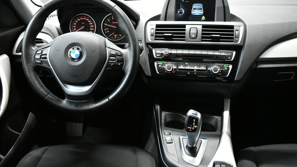 BMW Seria 1 118