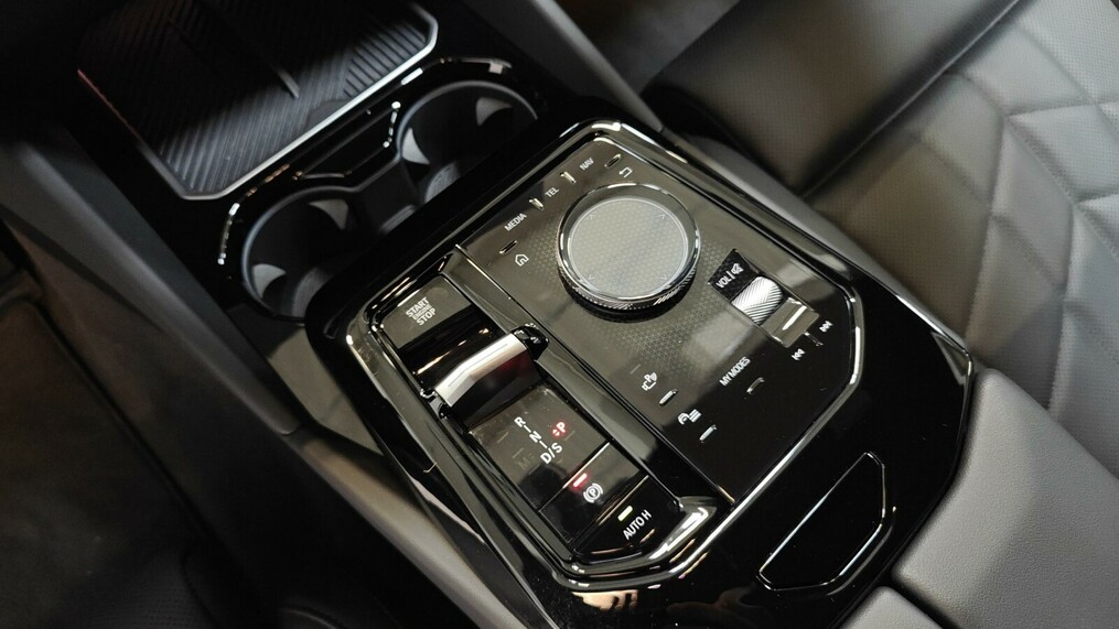 BMW Seria 5, 520