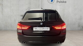 BMW Serii 5, 520