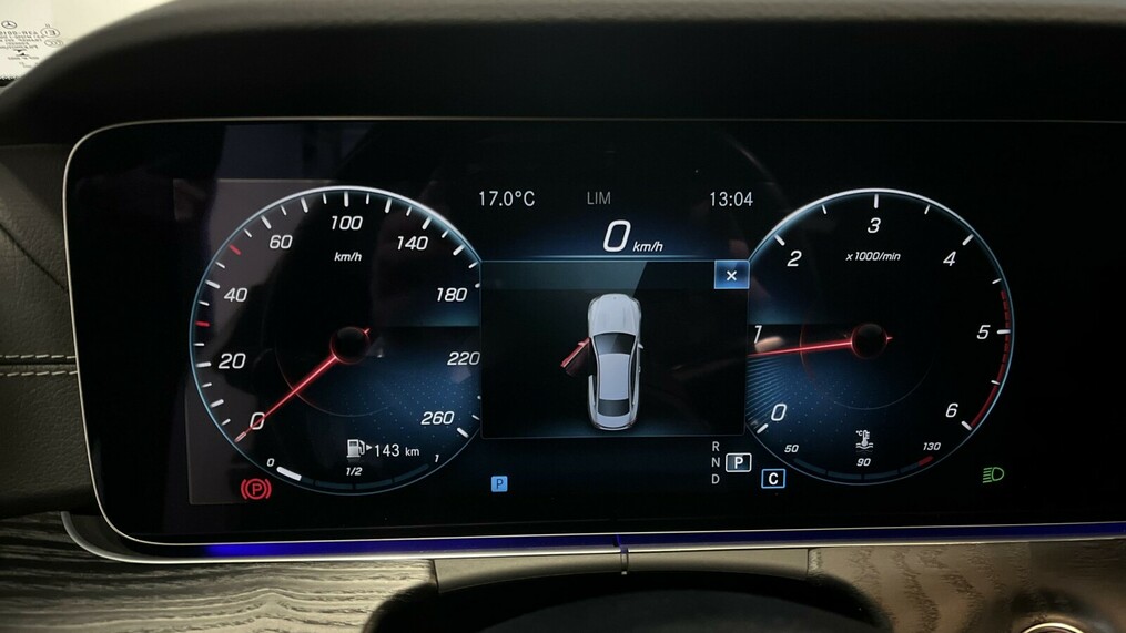 Mercedes-Benz E 220