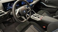 BMW Serii 3, 330