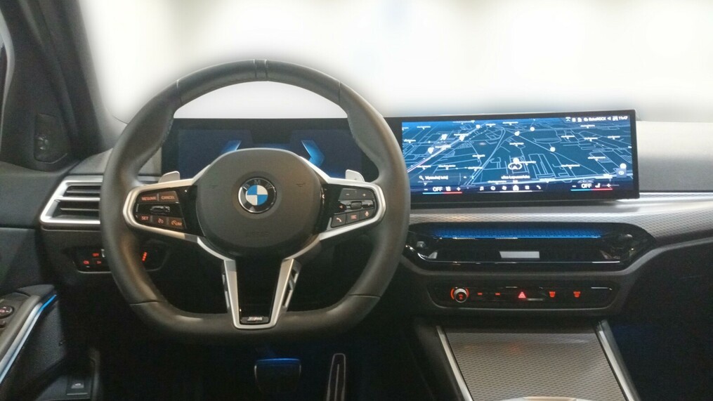 BMW Seria 3, 320
