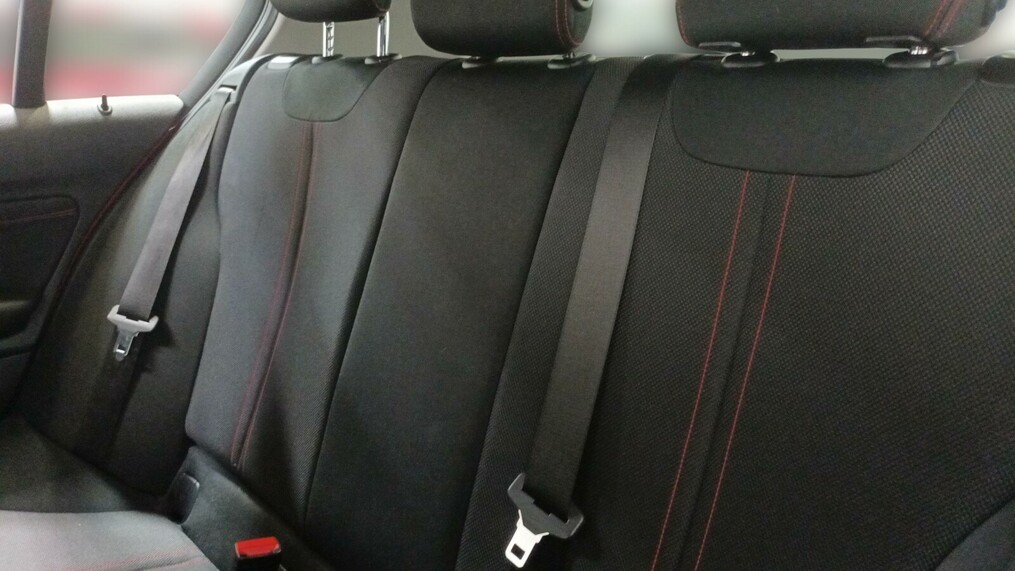 BMW Serii 1, 118