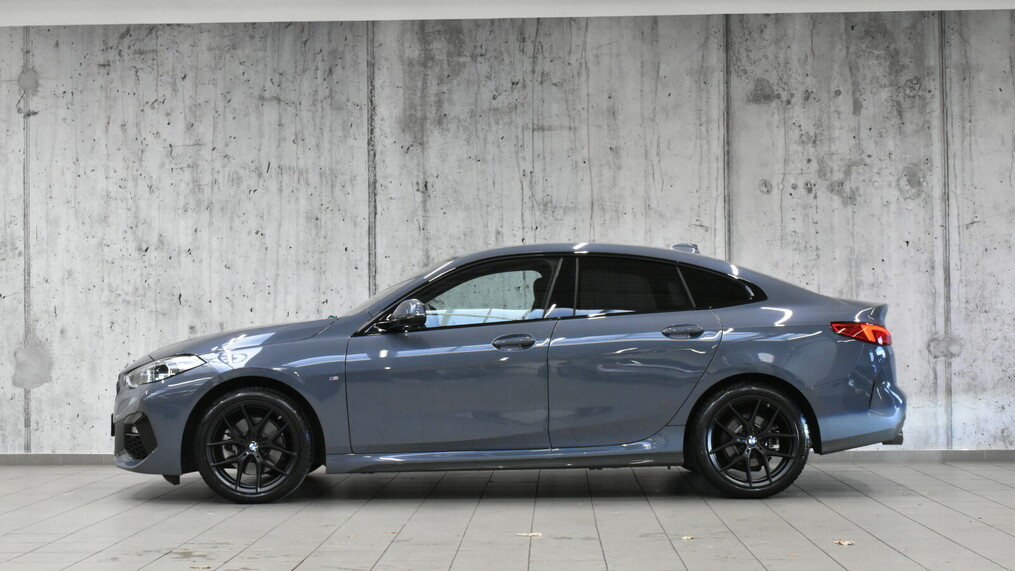 BMW Serii 2, 218