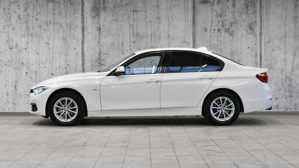 BMW Serii 3, 320