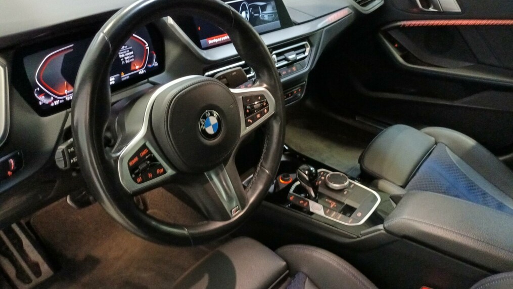 BMW Seria 2 218