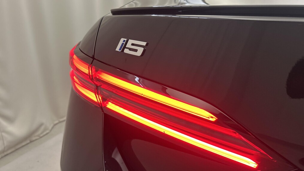BMW Serii 5, i5