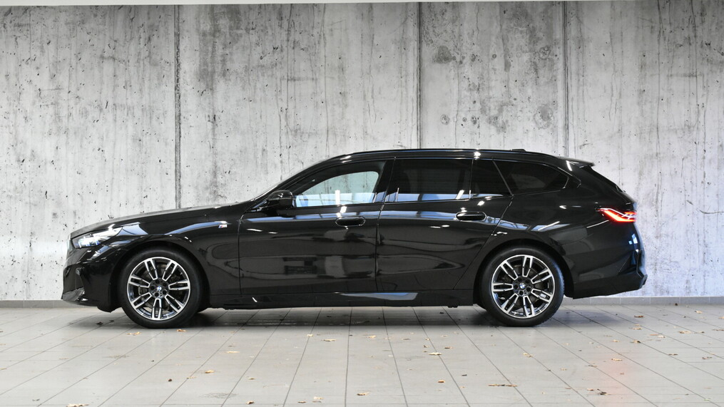 BMW Serii 5, 520