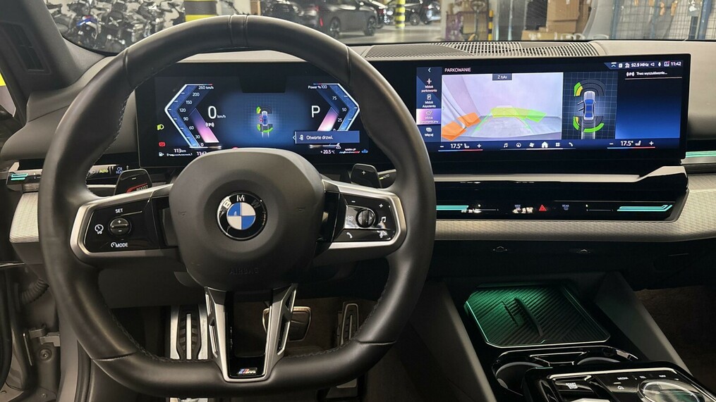 BMW Seria 5, 520