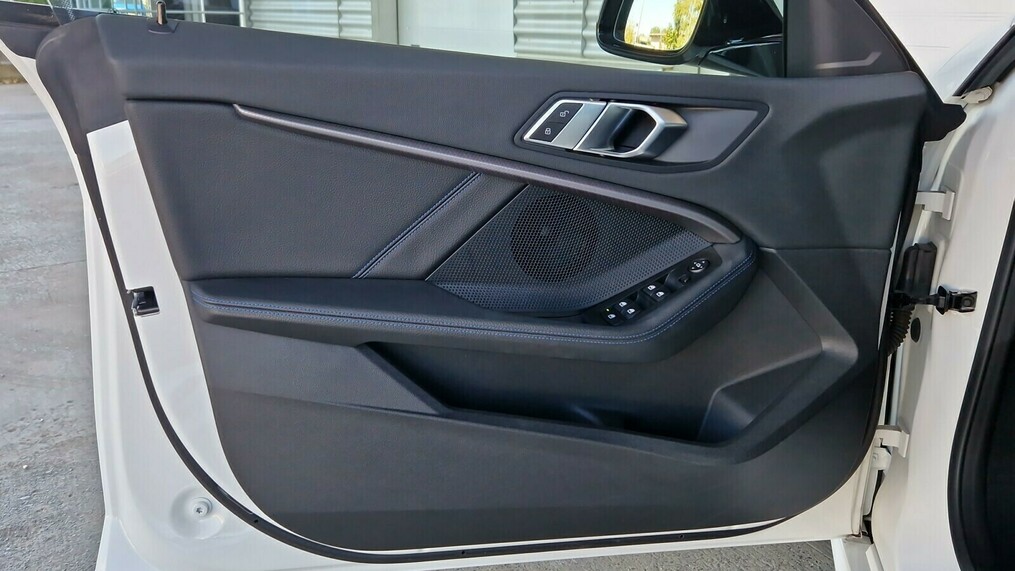 BMW Seria 2 218