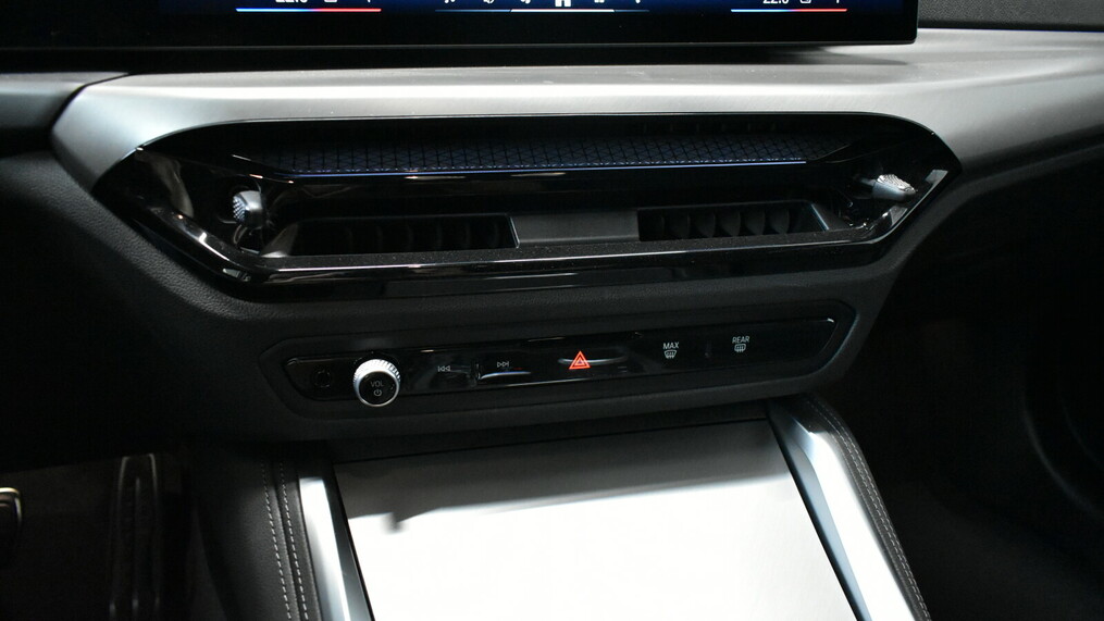 BMW Seria 2 218