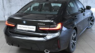 BMW Serii 3, 330