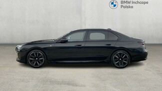 BMW Seria 7 i7