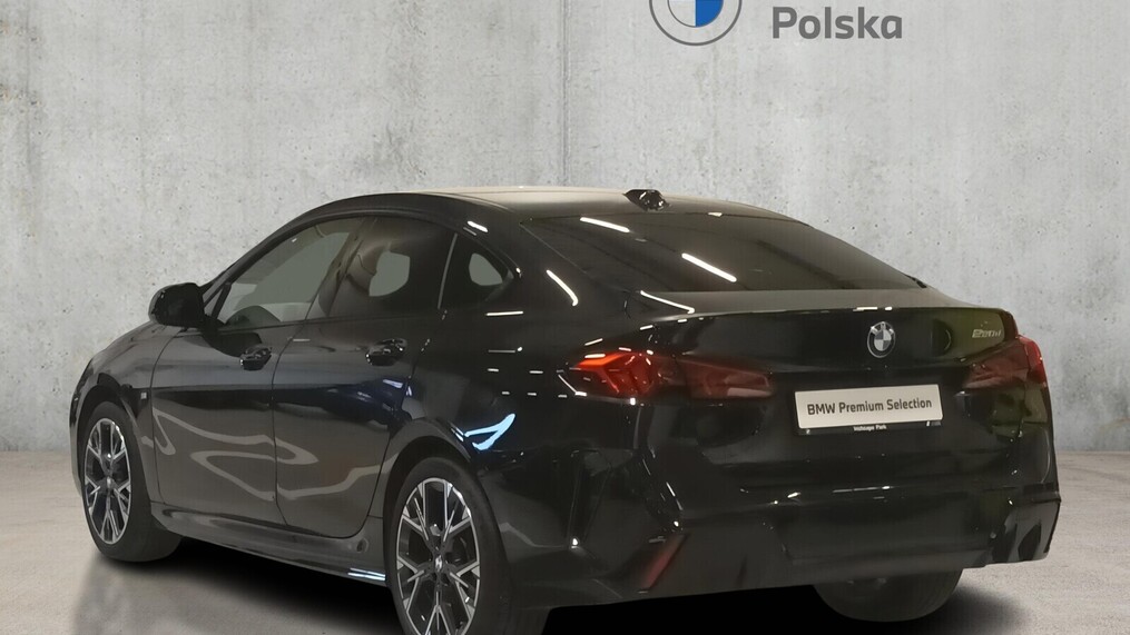 BMW Serii 2, 220