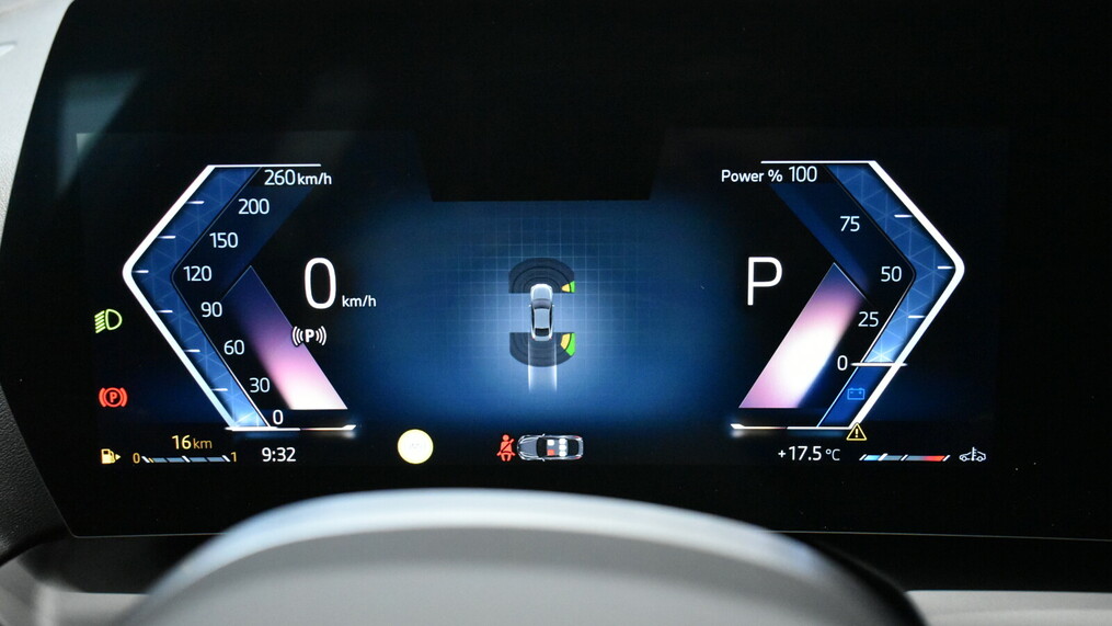 BMW Seria 2, 220
