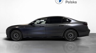 BMW Serii 7, 740