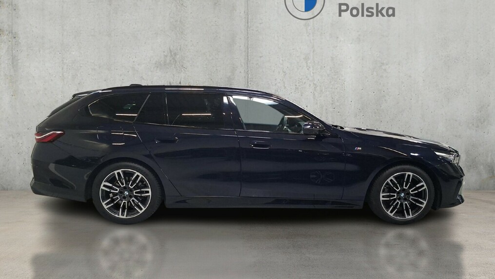 BMW Serii 5, 520